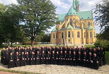 Fatalne skutki zebrania Episkopatu?! Arcybiskup zakażony