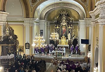 Dziś 3 kwietnia w  dzień św. Izydora odbył się pogrzeb śp. Ks. Prałata Romana Kneblewskiego 