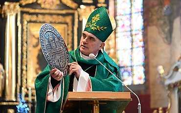 Ksiądz biskup Krzysztof Włodarczyk obchodzi  dziś 65. urodziny