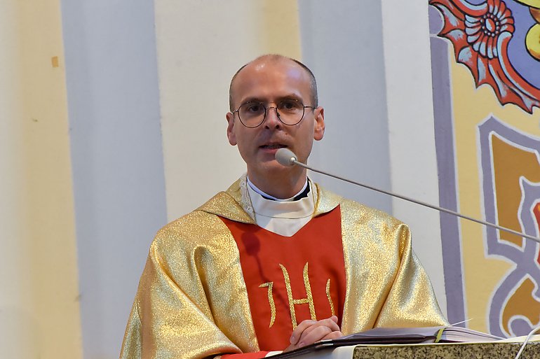 Ksiądz Damian Pawlikowski mianowany sekretarzem, kapelanem bp. Włodarczyka